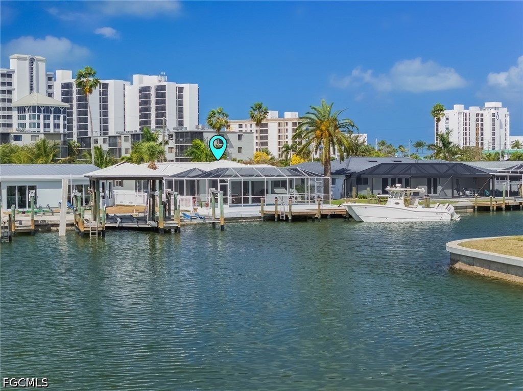 9 Fairview Boulevard