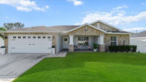 1306 NE 6th Place Cape Coral FL 33909