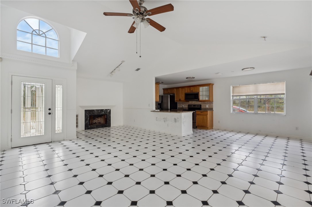 1414 Everglades Boulevard S