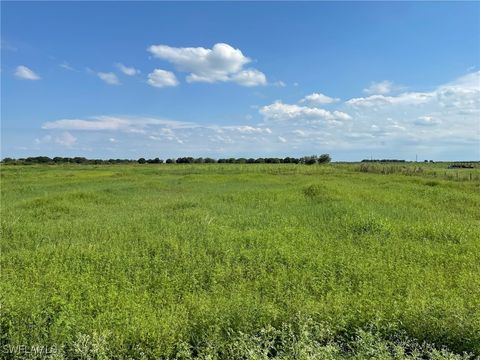 6475 5th Road Labelle FL 33935
