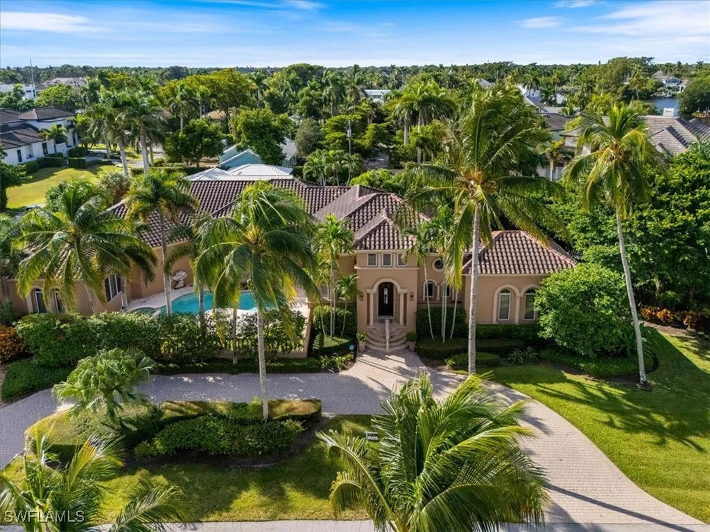 Naples, Florida, 34102, United States, 4 Bedrooms Bedrooms, ,5 BathroomsBathrooms,Residential,Active,1954260