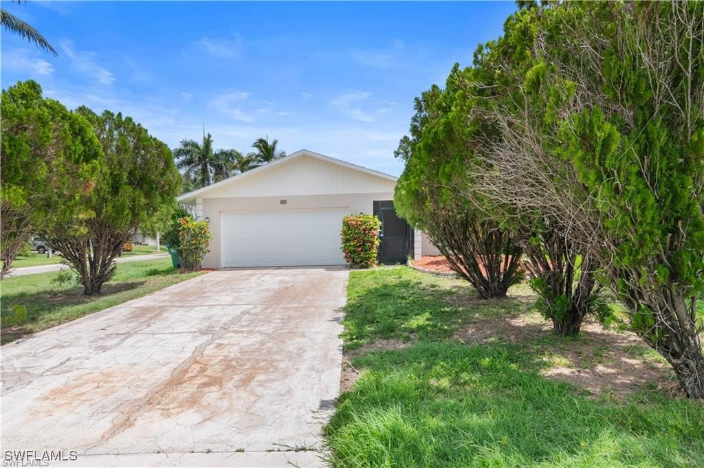 833 SW 51st Terrace