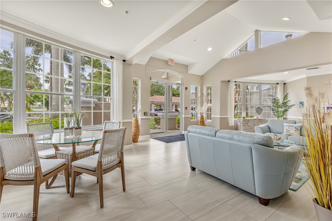 9121 Southmont Cove 204