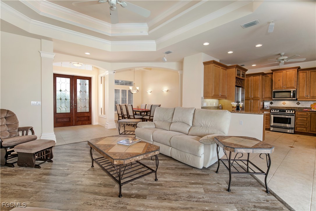 Cape Coral, Florida, 33914, United States, 3 Bedrooms Bedrooms, ,4 BathroomsBathrooms,Residential,Active,2014601