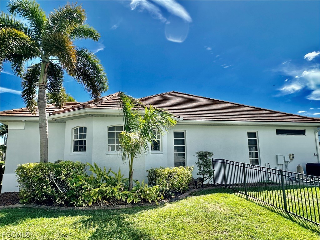 Cape Coral, Florida, 33914, United States, 3 Bedrooms Bedrooms, ,4 BathroomsBathrooms,Residential,Active,2014601