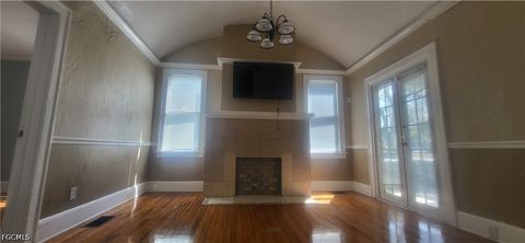 Tiny photo for 519 S Ridgewood Avenue, Daytona Beach, FL 32114 (MLS # 2026018368)