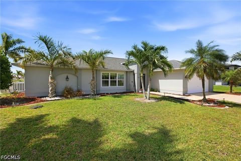 Tiny photo for 122 SE 29th Street, Cape Coral, FL 33904 (MLS # 2026018528)