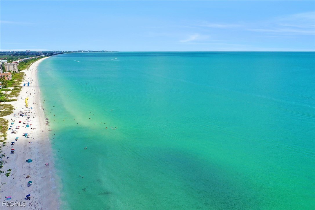 25870 Hickory Boulevard 704