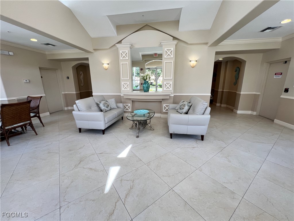 9111 Southmont Cove 302