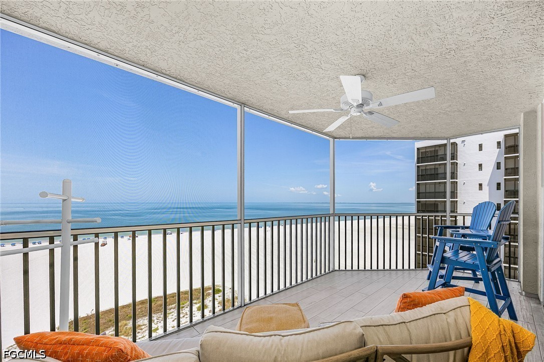 6620 Estero Boulevard 1006