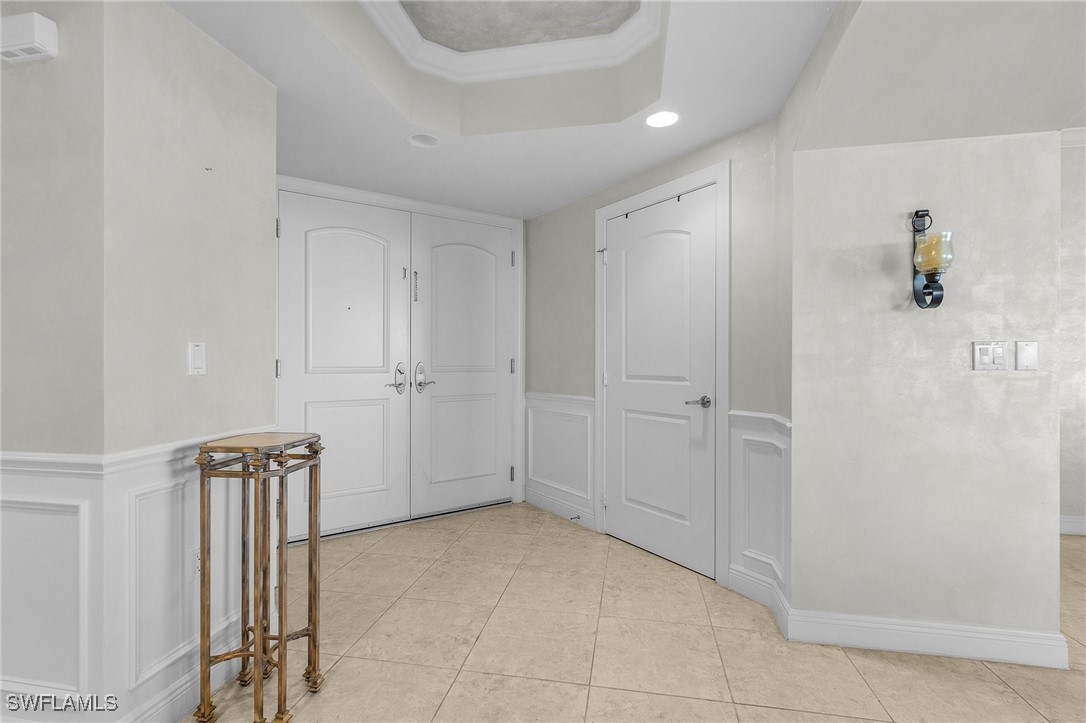 2090 W First Street 1606