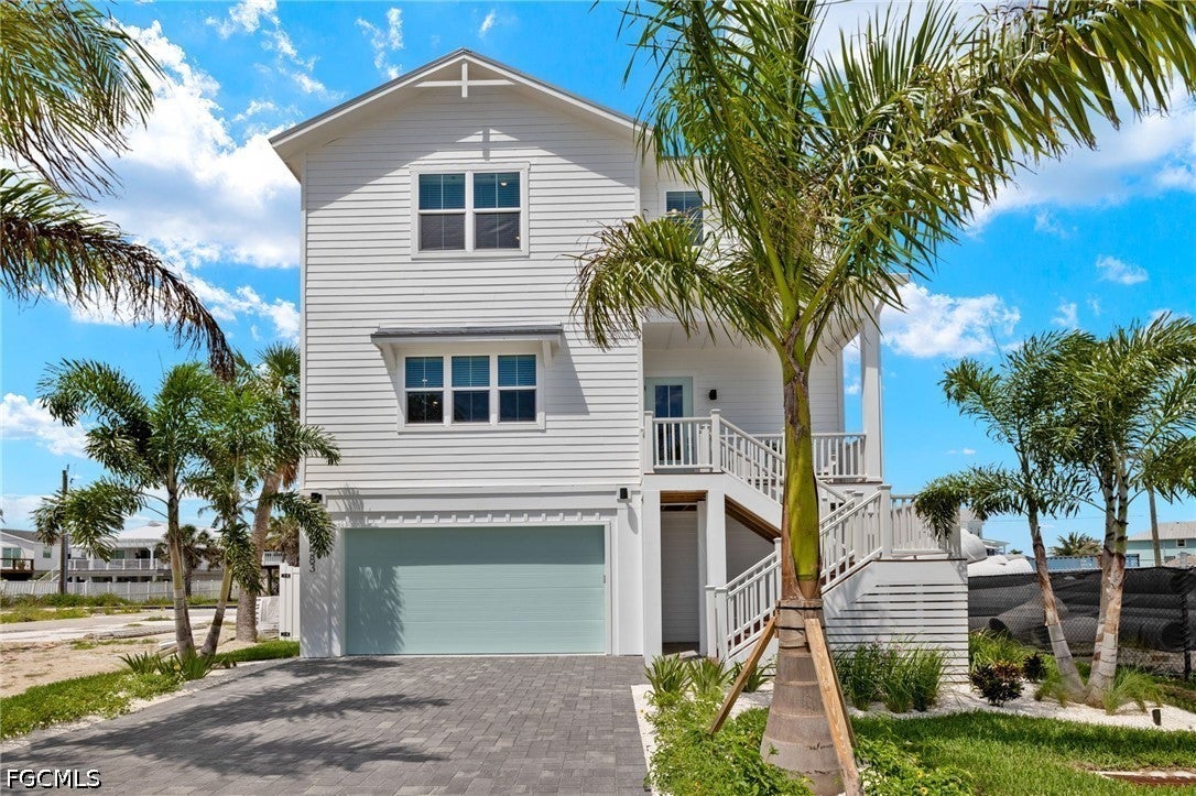 5583 Estero Boulevard