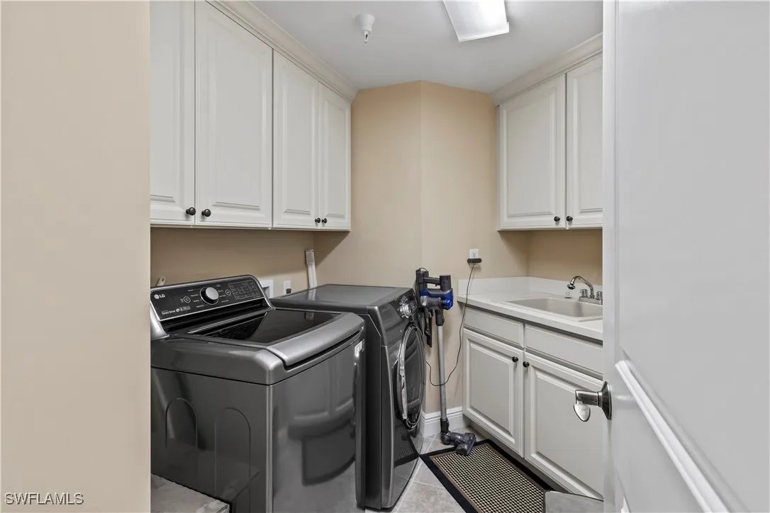 Cape Coral, Florida, 33914, United States, 3 Bedrooms Bedrooms, ,4 BathroomsBathrooms,Residential,Active,1852783