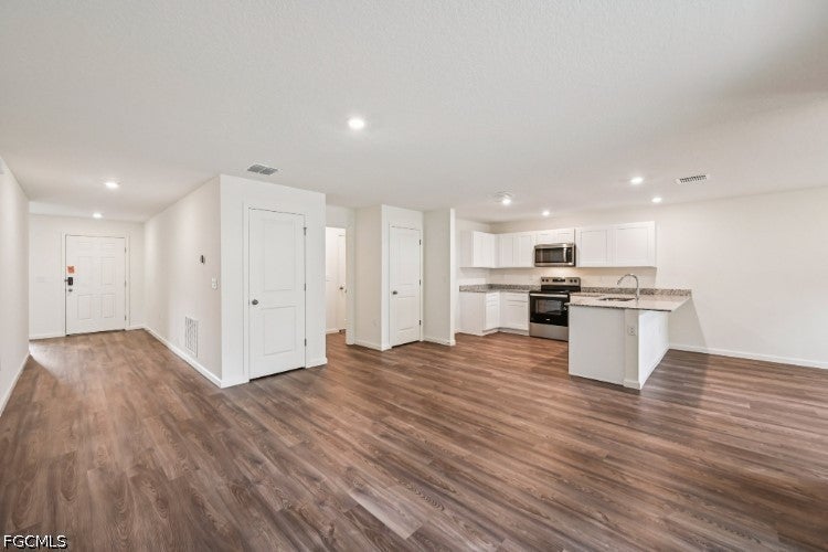 4745 NW 40th Avenue