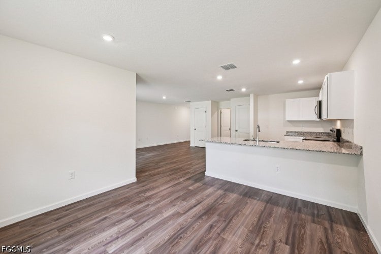 4745 NW 40th Avenue