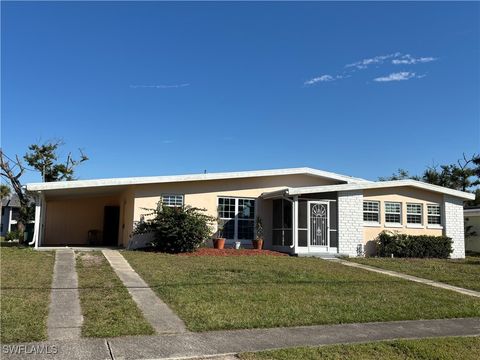 2440 Elkcam Boulevard Port Charlotte FL 33952