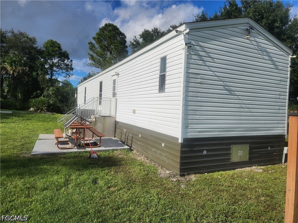 330 N Cabbage Palm Street