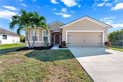 1718 SW 43 Terrace Cape Coral FL 33914