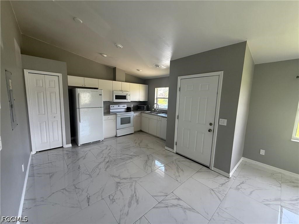 1021 Danforth Street