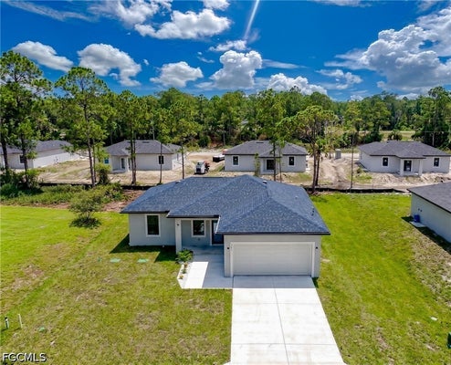 704 ASHER ST E, LEHIGH ACRES, FL 33974 - Image af4ca4f099ba9dfa5a10f8e8eb8ee292/252473782