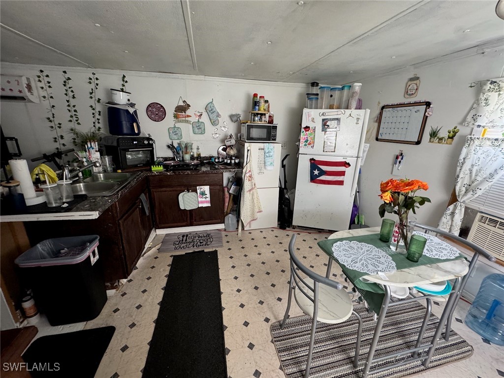 710 Cypress Circle