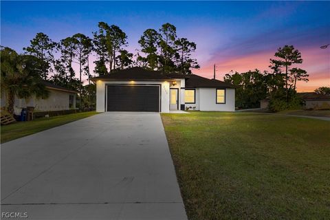 3113 Sunshine Boulevard N Lehigh Acres FL 33971