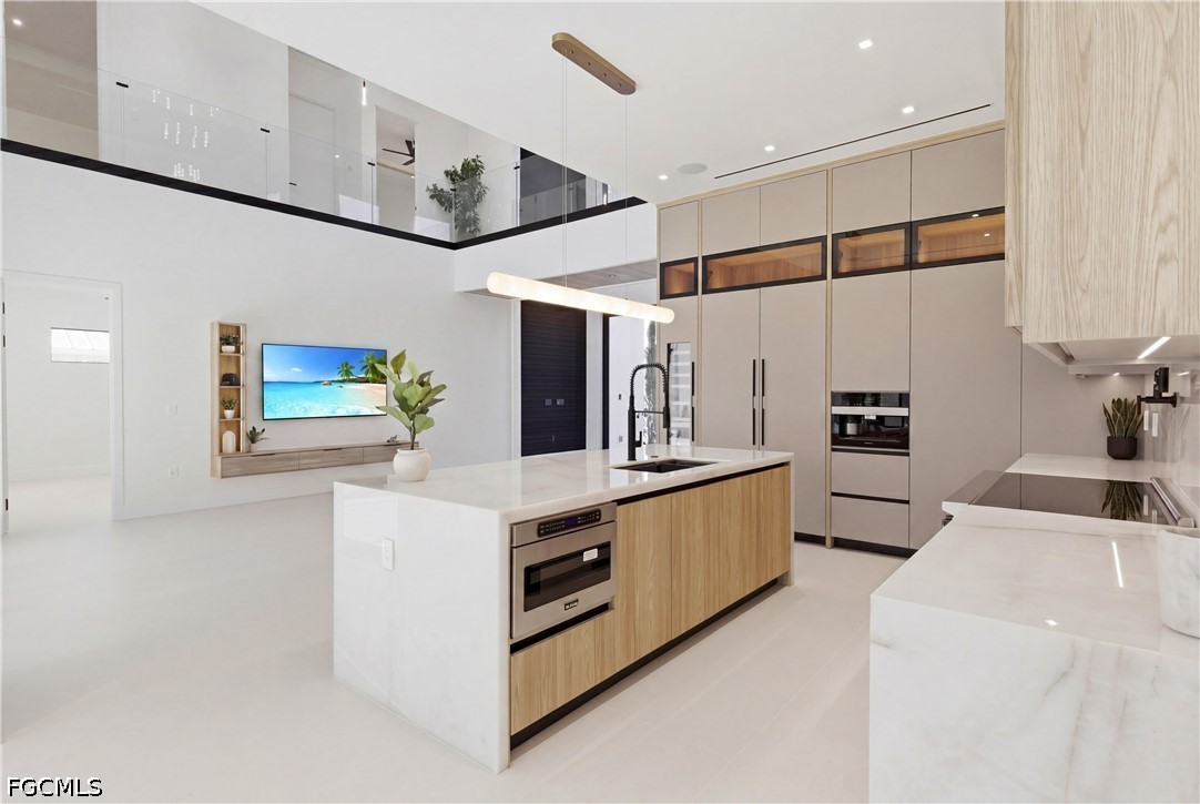 Cape Coral, Florida, 33904, United States, 5 Bedrooms Bedrooms, ,5 BathroomsBathrooms,Residential,Active,2041400