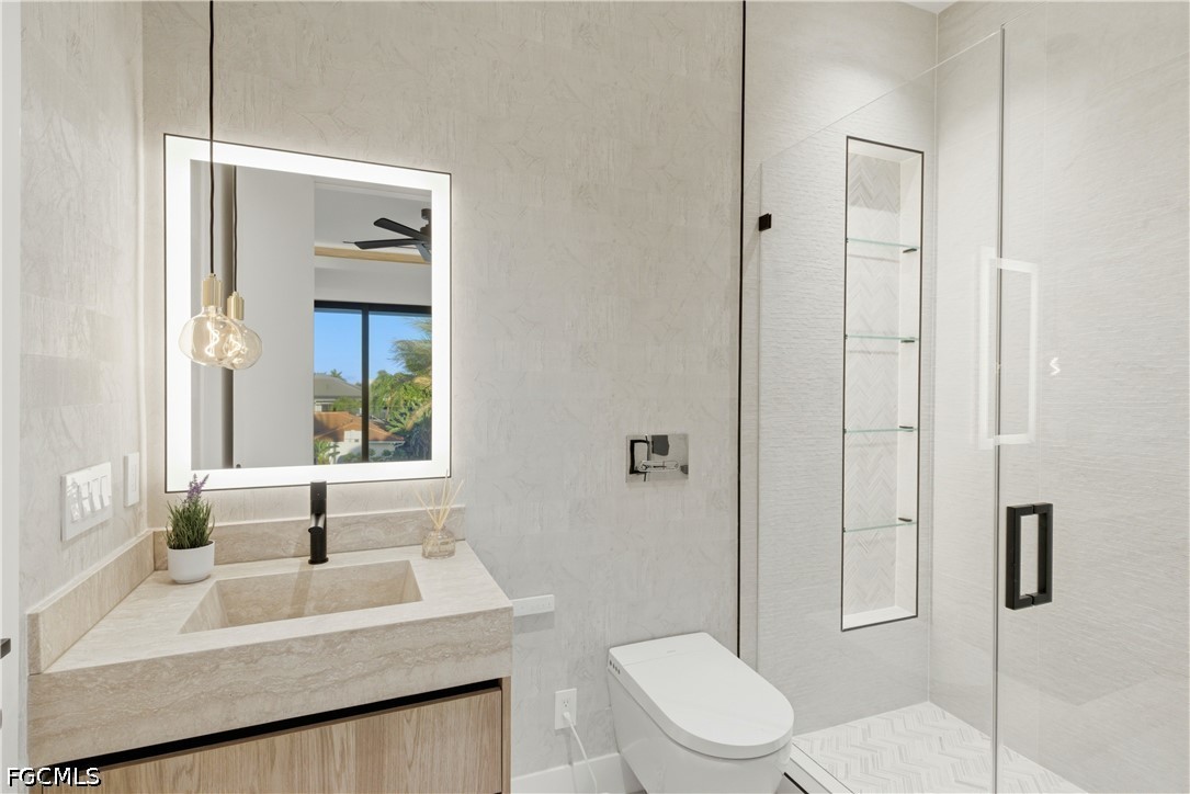 Cape Coral, Florida, 33904, United States, 5 Bedrooms Bedrooms, ,5 BathroomsBathrooms,Residential,Active,2041400