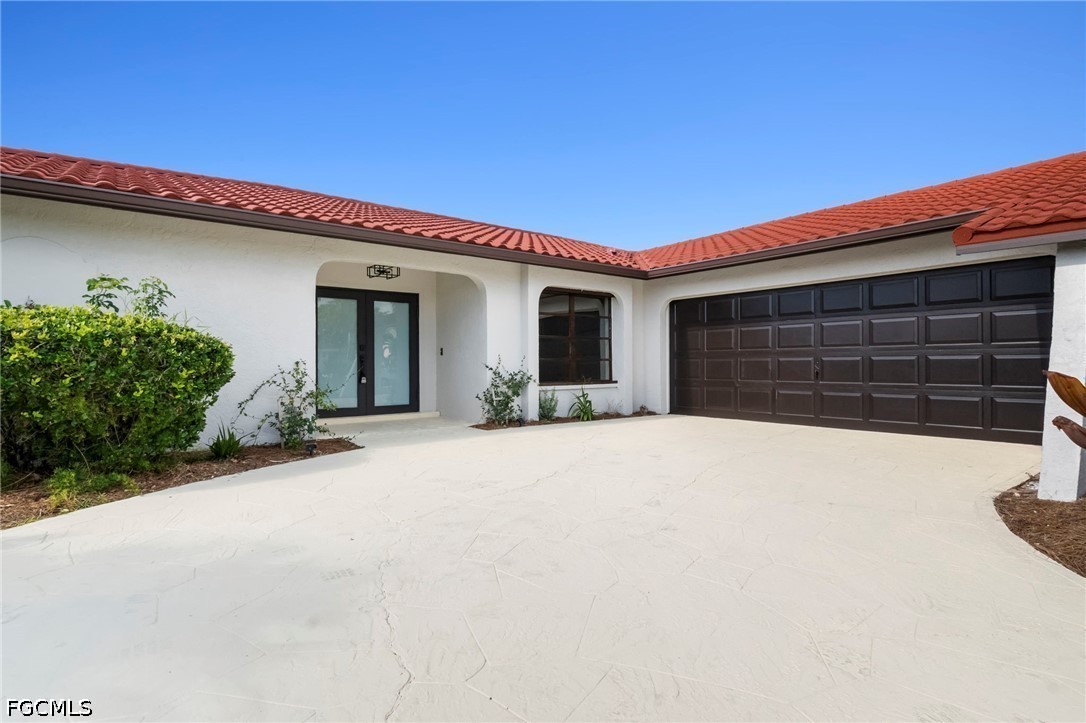 Photo 1 of 12 — 920 SE 16th Terrace, Cape Coral, FL 33990