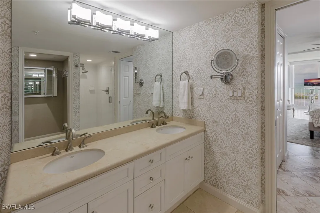 Naples, Florida 34108, United States, 2 Bedrooms Bedrooms, ,2 BathroomsBathrooms,Residential,Active,201619