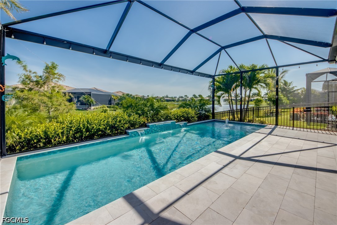 8260 Venetian Pointe Drive