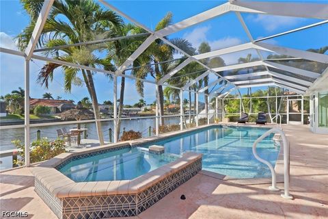 2562 SW 27th Place Cape Coral FL 33914