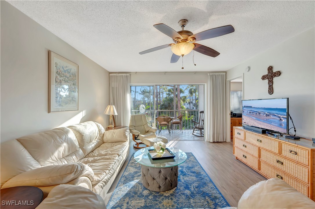 3072 Sandpiper Bay Circle M206
