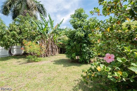Tiny photo for Fort Myers, FL 33908 (MLS # 2026022759)