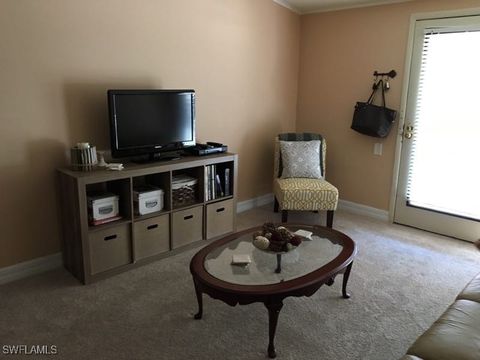 5222 TREETOPS DR Naples FL 34113