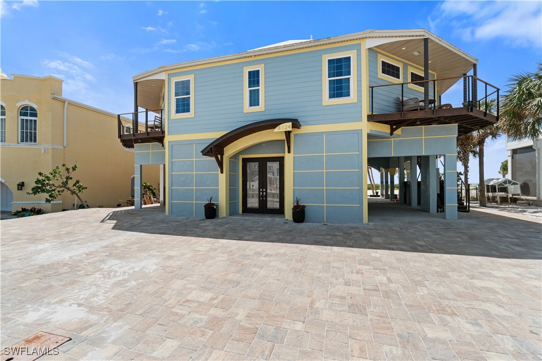 8124 Estero Boulevard