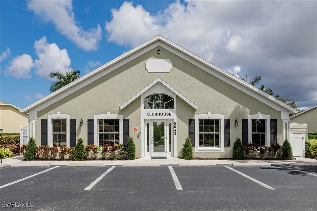 Naples, Florida 34112, United States, 3 Bedrooms Bedrooms, ,2 BathroomsBathrooms,Residential,Active,179710