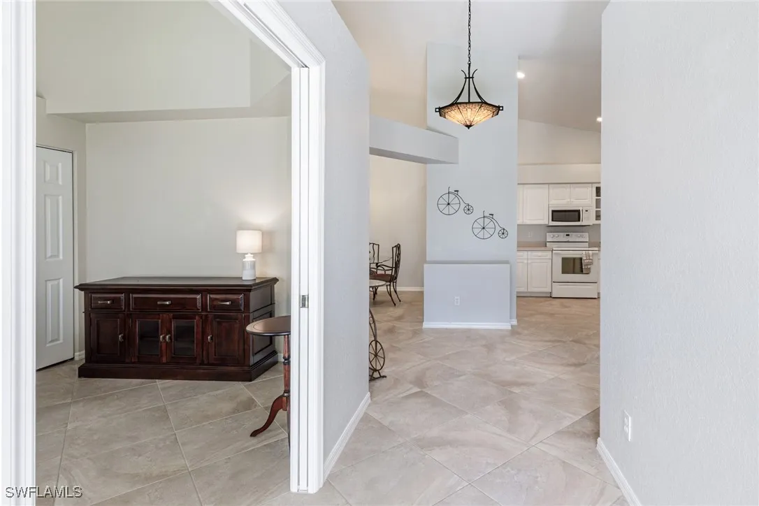 Naples, Florida 34112, United States, 3 Bedrooms Bedrooms, ,2 BathroomsBathrooms,Residential,Active,179710