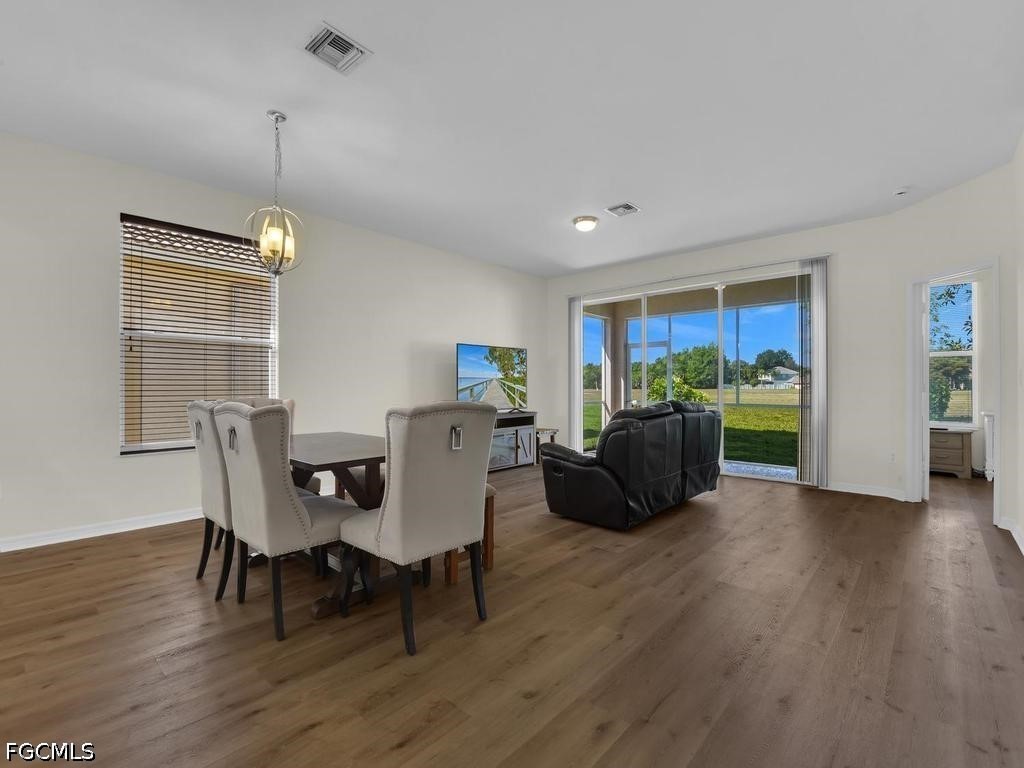 11204 Lakeland Circle