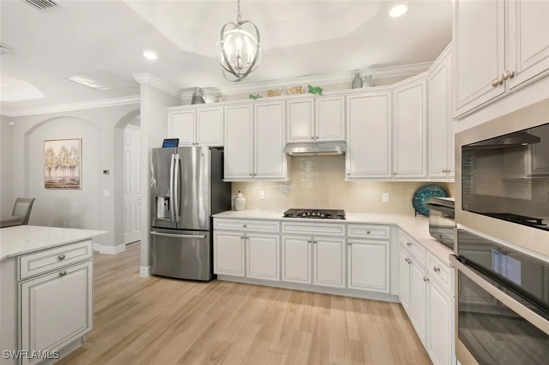 Naples, Florida 34120, United States, 2 Bedrooms Bedrooms, ,3 BathroomsBathrooms,Residential,Active,237369