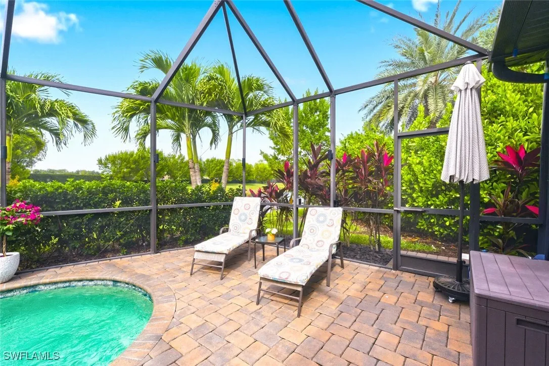 Naples, Florida 34120, United States, 2 Bedrooms Bedrooms, ,3 BathroomsBathrooms,Residential,Active,237369