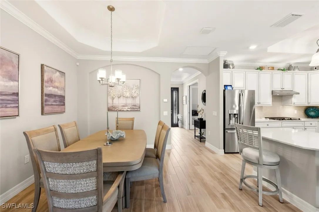 Naples, Florida 34120, United States, 2 Bedrooms Bedrooms, ,3 BathroomsBathrooms,Residential,Active,237369