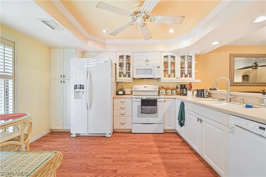 Fort Myers, Florida 33907, United States, 3 Bedrooms Bedrooms, ,2 BathroomsBathrooms,Residential,Active,70612