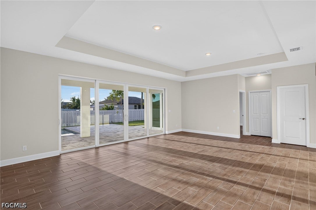 622 NW 16th Place
