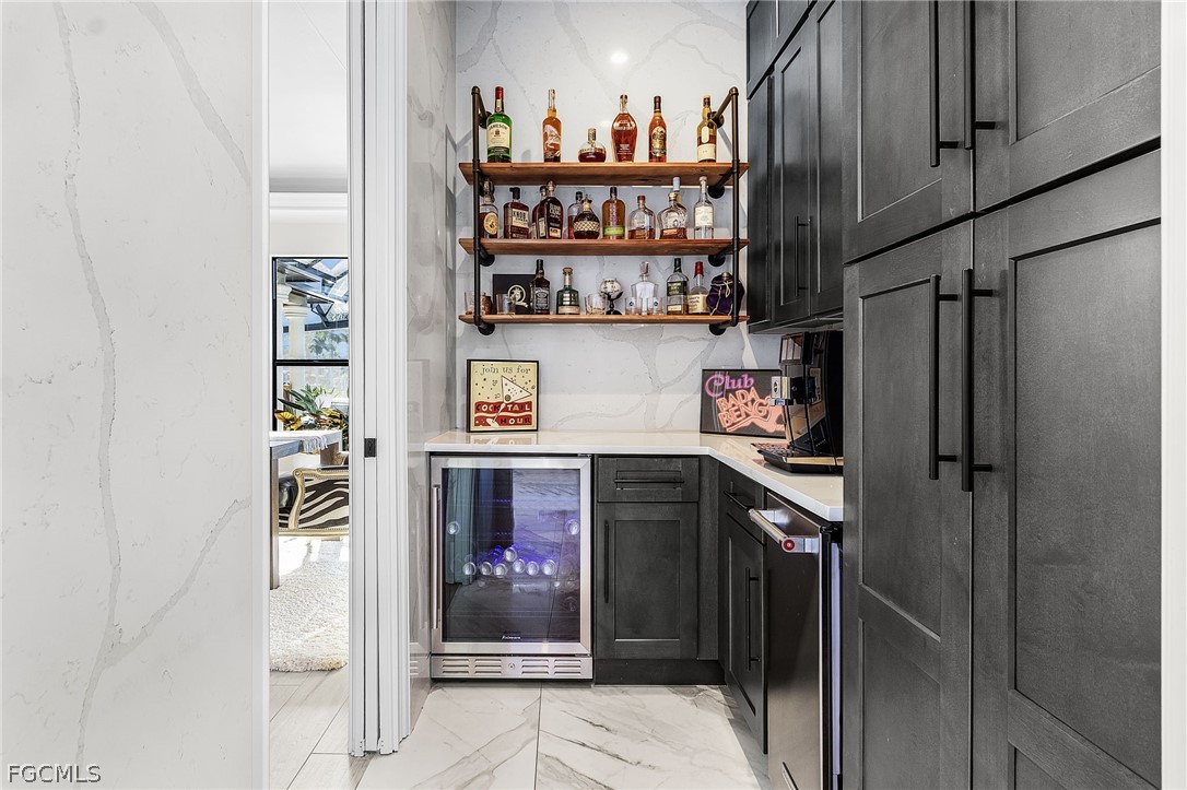 Cape Coral, Florida, 33914, United States, 5 Bedrooms Bedrooms, ,5 BathroomsBathrooms,Residential,Active,2028273