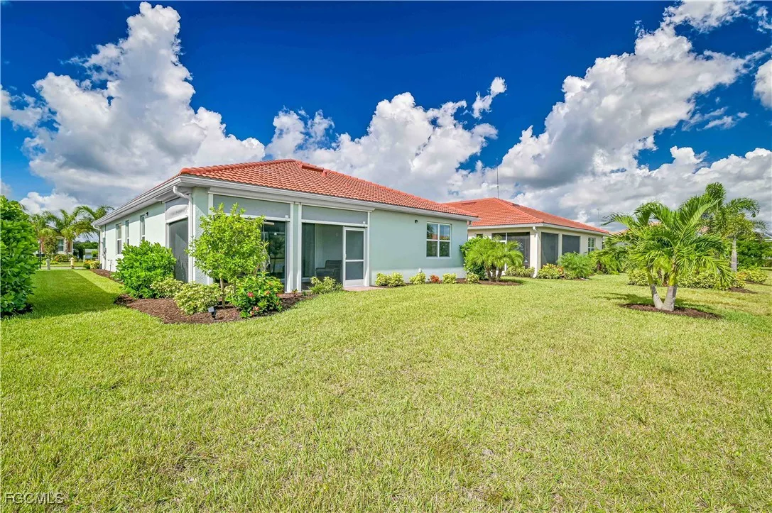 Alva, Florida 33920, United States, 2 Bedrooms Bedrooms, ,2 BathroomsBathrooms,Residential,Active,225270