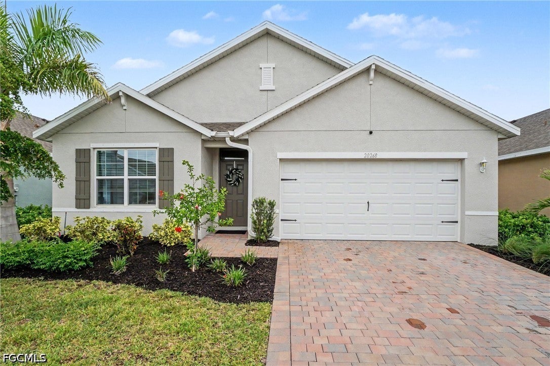 20268 Camino Torcido Loop