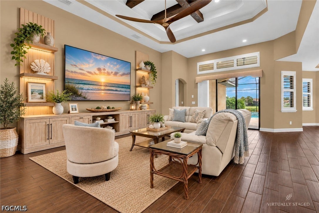 10505 Valencia Lakes Drive