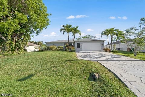 Tiny photo for 311 SW 19th Lane, Cape Coral, FL 33991 (MLS # 2026019873)