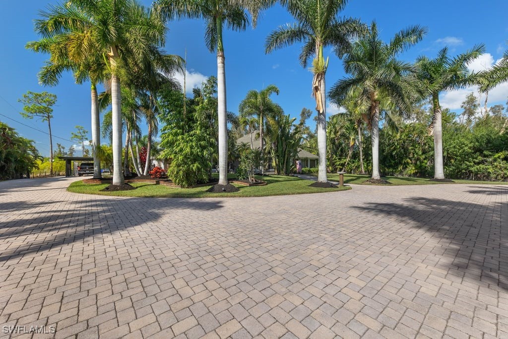 15840 S Pebble Lane